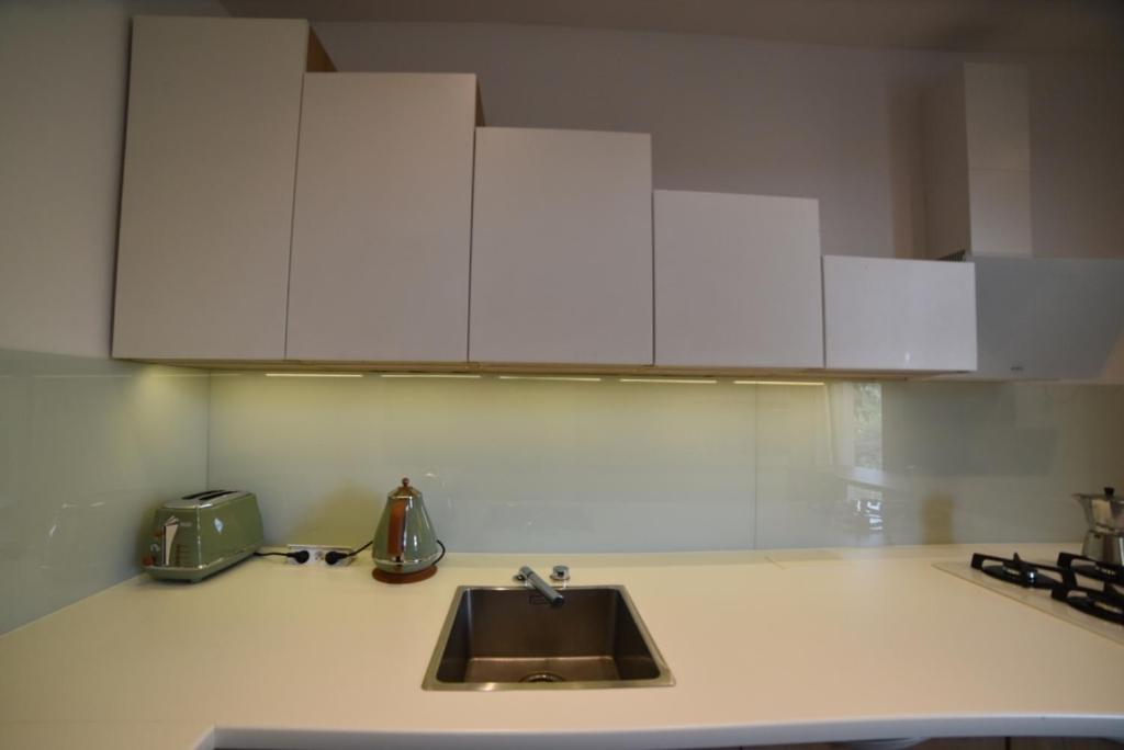 Designer Apartment 110M2 With King Size Beds & Equipped Kitchen Краків Екстер'єр фото